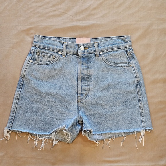 REVICE Denim Shorts Womens 29 Lightwash Cut-Off mButton-Fly Boho‎ Made in USA - Picture 1 of 9